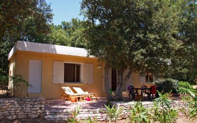 Pertamina Village Bonifacio 4 Sterne Campingplatze Und Mietunterkunfte Sudkorsika